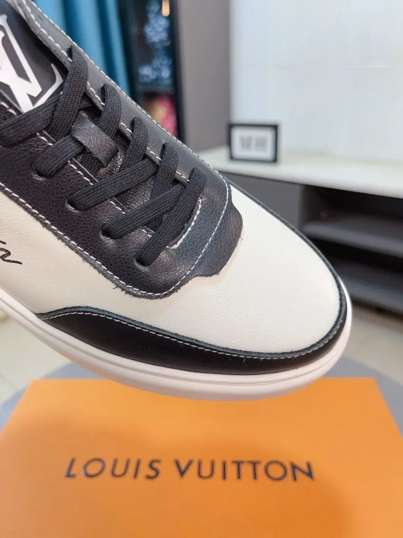 Ex-factory price 440🌹🌹[LV]🌹High-end brand of men's shoes: Official website 1:1 Latest masterpiece: The upper is made of first-layer cowhide imported from Italy with special materials➕made of full genuine leather lining🔥, making walking more convenient and comfortable! Exclusive new style, stunning work [color]! Create a fashionable personality to set off your uniqueness! A must-have for trendy men! Classic🔥Number: 38-44